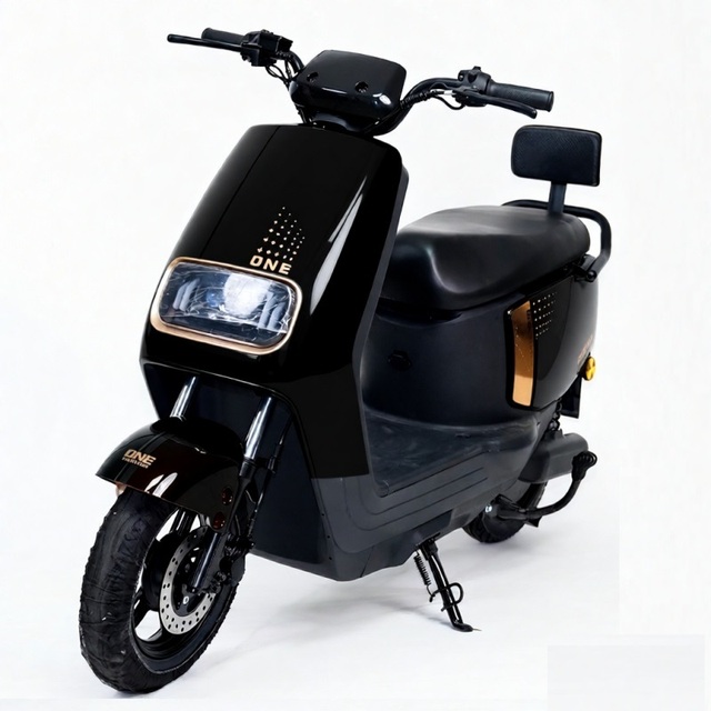 Model N1 48V20AH Storage Electric Moped Digital Smart Electronic Steel Frame Max Speed 30-50km/h Range Electric Scooter