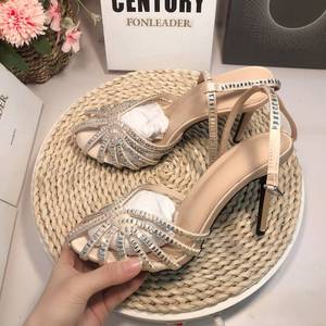 Sandales pour femmes, design luxueux avec strass, lacets, talons pour femmes 2025 - Product Image 6