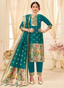 Calidad de exportación de lujo diseñador Paithani vestido de las mujeres Salwar traje disponible en el precio al por mayor de La India - Product Image 5