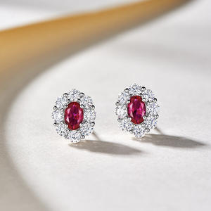 Orecchini classici con rubini e diamanti taglio brillante rotondo, design a fiore con montatura a griffe, per donna, gioielli da matrimonio - Product Image 3