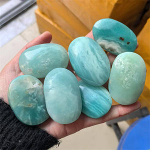 Cristaux de quartz de haute qualité en gros, pierres de guérison spirituelle, calcite verte bleue des <span class=keywords><strong>Caraïbes</strong></span>, pierre de paume en cristal pour l'acheteur - Product Image 1