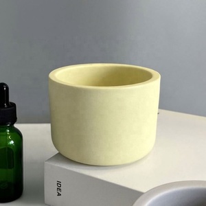 Luxury Empty Wholesale Custom 8 Oz Matte Ceramic Candle Containers Colorful Candle Jar Holder in Bulk - Product Image 4