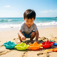 Ensemble de 4 bateaux de bain colorés en forme de requin, jouets aquatiques flottants empilables pour les tout-petits, pour jouer dans la salle de bain ou la douche