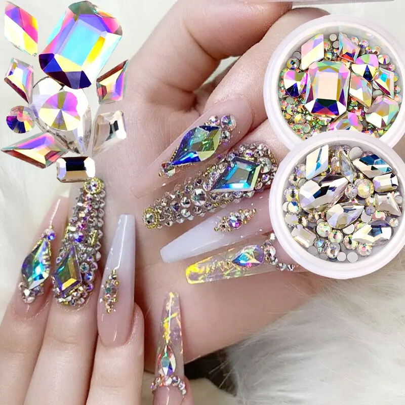 Cristalli per unghie 3d con decorazione in vetro Glitter con strass a fondo piatto con strass a forma di diamante