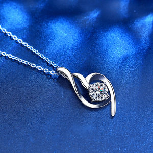 SD élégant charme goutte d'eau 925 argent Sterling quatre griffes coupe ronde 1 Carat VVS Moissanite pendentif collier pour femmes cadeau - Product Image 4