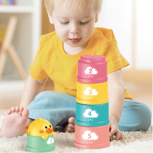 Jouet de bain hippopotame à succès en <span class=keywords><strong>ligne</strong></span>, bateau en plastique ABS à manivelle <span class=keywords><strong>pour</strong></span> jouer dans l'eau, empilable, musical, cadeau <span class=keywords><strong>pour</strong></span> bébé, enfants - Product Image 1