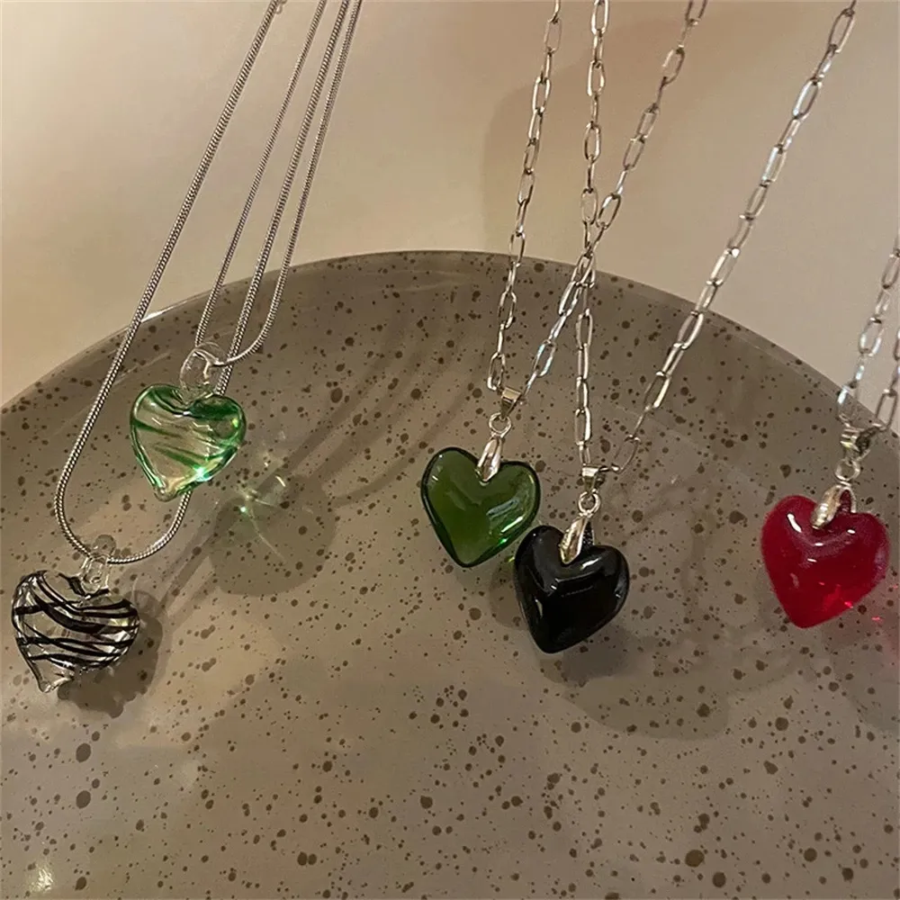 NUORO Simple Aesthetic Jewelry for Women Green Stainless Steel Chain Green Black Zebra-Stripe Glazed Heart Pendant Necklace