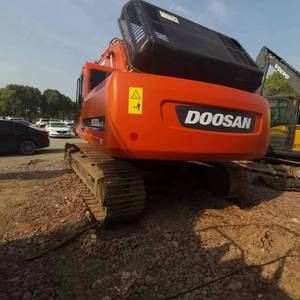 Excavadora hidráulica de cadenas usada Doosan DH300LC-7 con PLC, caja de cambios y motor como componentes principales para el mantenimiento preventivo. - Product Image 4