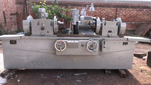 Machine à rectifier les vilebrequins horizontale d'<span class=keywords><strong>occasion</strong></span> M8240 1100 mm pour vilebrequin de moteur, vilebrequin, col de vilebrequin et journal principal - Product Image 2