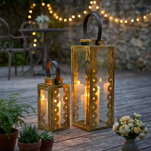 Porte-bougie en métal plaqué or de luxe, lanternes design avec poignées en cuir pour la décoration de la maison et les mariages - Product Image 5