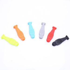Palanca de neumáticos de bicicleta Yueli, de nailon, con forma de pez, con kit de parches para reparación de neumáticos de bicicleta. - Product Image 2