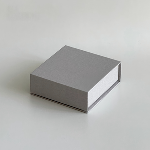 Caja de Joyería Magnética Plegable al por Mayor, de Cartón, con Estampado en Caliente UV, Logotipo de Marca Personalizado, Embalaje de Papel para Regalo de Boda - Product Image 1