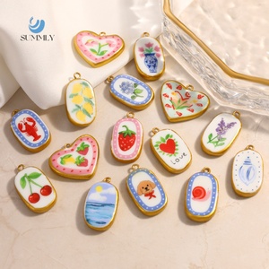 SUMMLY En gros Breloques et pendentifs en émail en forme de fruits et d'animaux, en acier inoxydable plaqué or 18 carats, motifs <span class=keywords><strong>Fraise</strong></span>, Cerise, Citron, Océan, pour bijoux DIY - Product Image 1