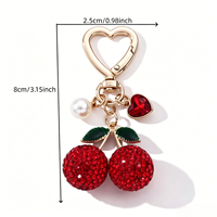 Bling strass kersen sleutelhanger met hartvormige haak parel fruit tas charme schattig dames handtas hanger sleutelring cadeau