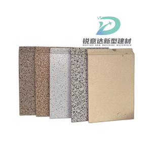 Revêtement mural perforé en aluminium personnalisé pour l'intérieur et l'extérieur, panneaux décoratifs en métal sculpté - Product Image 1