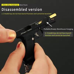 Llavero de pistola de juguete de 2.95 pulgadas con expulsión de casquillos TTi G34, llavero de metal con forma de pistola de juguete realista y económica, modelo de ensamblaje 1:<span class=keywords><strong>3</strong></span> <span class=keywords><strong>para</strong></span> serrar a mano - Product Image 3