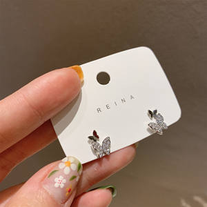 SHARON SH702 kadın Trendy 925 gümüş sarkık küpe High-End moda çift kelebek tasarım iğne mizaç toptan - Product Image 5