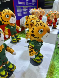 Nouveau produit 2026, mascottes de la <span class=keywords><strong>Coupe</strong></span> <span class=keywords><strong>du</strong></span> <span class=keywords><strong>monde</strong></span>, peluche, jouet, boîte cadeau surprise, zone fan de football, peluche mondiale 2026, football - Product Image 4