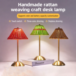 Lámpara de Escritorio LED de Mimbre Tejido Recargable, Decoración para el Hogar, Luz Nocturna para Sala de Estar, Decoración de Ambiente para Dormitorio, Lámpara de Noche - Product Image 1