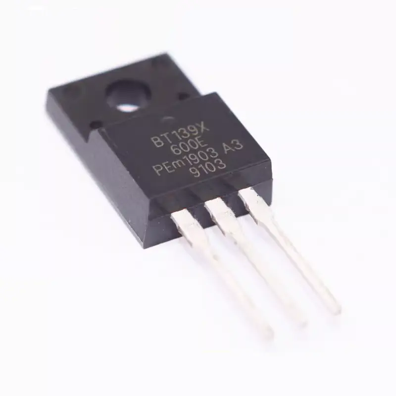 Thyristor BT139 TO-220 TO--220M Low reverse leakage high reliability AC phase control