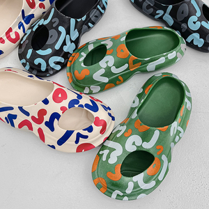 Outdoor Home Two Wear Les mêmes pantoufles à un mot à semelle épaisse Chaussures de grotte pour hommes Chaussures de plage - Product Image 1