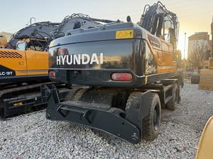 Excavatrice sur pneus Hyundai 210W d'occasion, 20 tonnes, d'origine coréenne, en bon état, en promotion. - Product Image 2