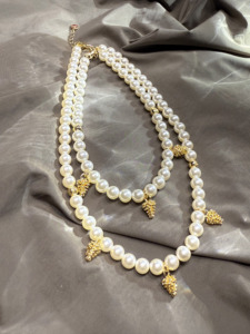 Nuovo Collare per Animali Domestici Moderno ed Elegante con Perle e Ciondolo Placcato in Rame e Oro K - Product Image 3