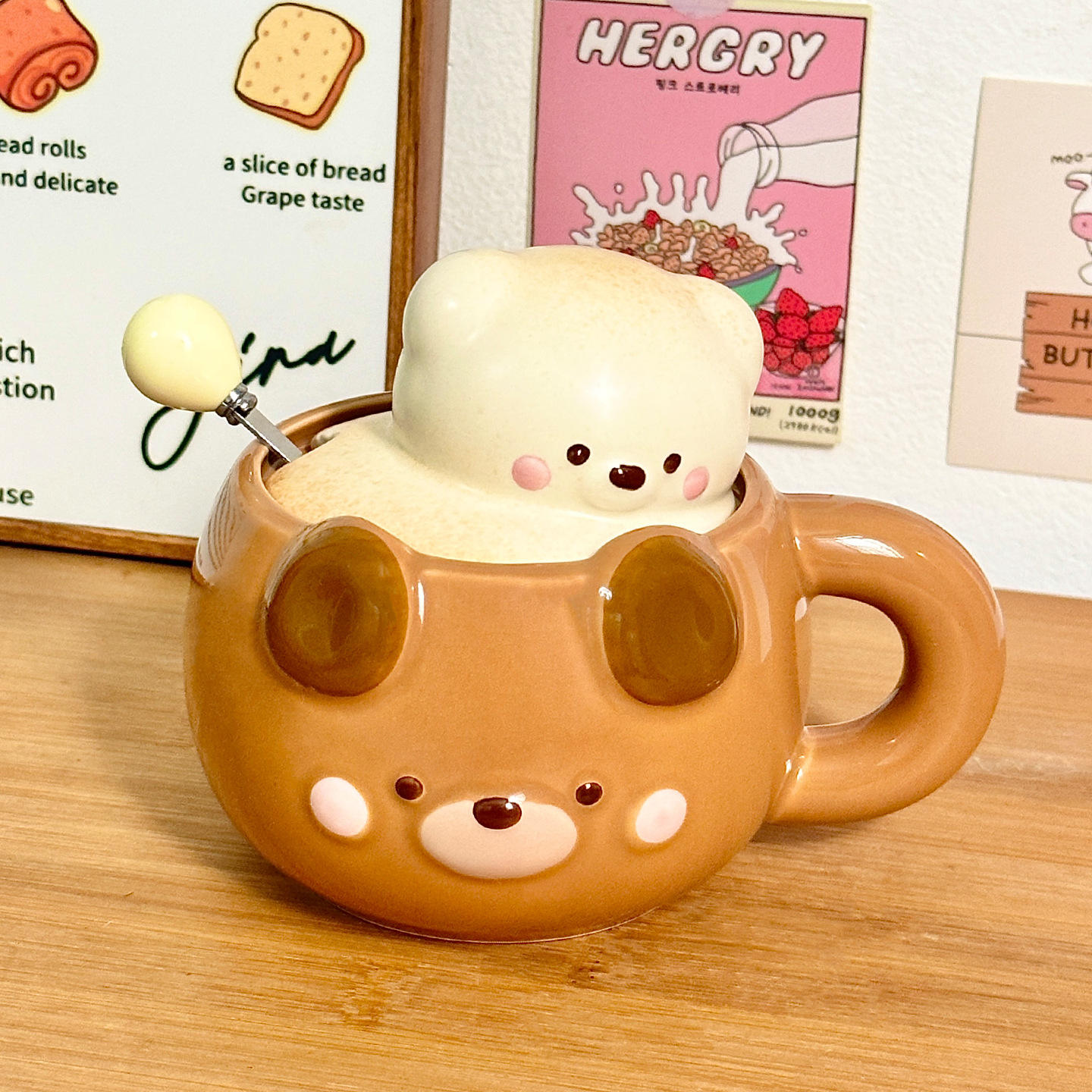 [ฝาปิดแก้วทรงกลมพร้อมช้อน] แก้วอาหารเช้าลายหมี - สีน้ำตาล