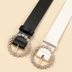Cinturón elegante de cuero y PU de diseño simple para mujer con hebilla con incrustaciones de diamantes de imitación plateados estilo occidental de moda - Product Image 3
