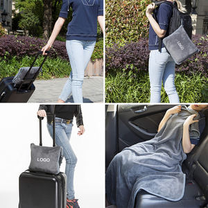 بيع بالجملة مخصص مينكي فاخر أسود وسادة رقبة وصوفي 2 في 1 طقم طائرة ميكروفليس مع حقيبة بسحاب - Product Image 3