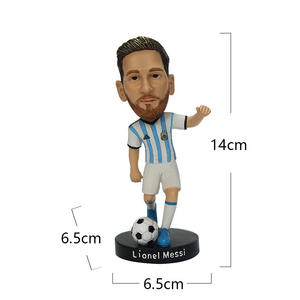 Witt Custom resina Bobblehead figura fútbol deportes estrella Messi coche Bobblehead figura de dibujos animados Decoración - Product Image 5