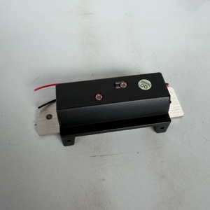124KS ชุดล็อคไฟฟ้าแบบปรับได้ NO/NC 1000 กก. DC12V สำหรับระบบควบคุมการเข้าออกประตูแบบมีกรอบ - Product Image 3