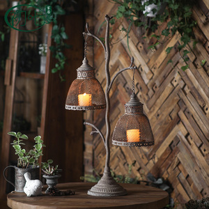 Lanterne porte-bougie en fer de style industriel rétro pour la décoration de la maison et du jardin - Product Image 1