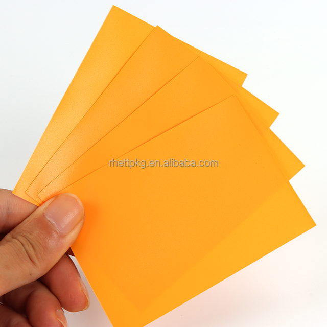 Custom Holographic Trading Card Sleeves for MTG Standard Size Matte Solid Color PP Material for Business or Passport Use