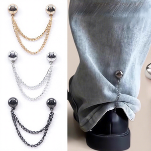 Strumento Universale per Raccoglere le Gambe dei Pantaloni con Fibbia Magnetica Staccabile, Regolatore Universale per Orli di T-Shirt e Maniche, Catena Anti-Caduta per Abiti - Product Image 1