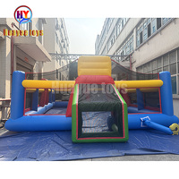 Terrain de rugby gonflable de type football, balle de rugby gonflable, nouveau design d'usine