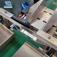 Machine d'emballage horizontale automatique multifonctionnelle à grande vitesse pour le chocolat, le savon, les biscuits, les pâtes