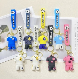 Llavero de Alta Calidad con Diseño 3D de Camisetas de Fútbol de Barcelona, <span class=keywords><strong>Juventus</strong></span>, Ronaldo, París, <span class=keywords><strong>Chelsea</strong></span>, Tottenham, AC Milan - Product Image 1
