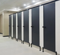 Brikley Diseño moderno 12mm HPL Panel Inodoro Cubículo Impermeable Grano de madera Ducha Partición para urinarios públicos
