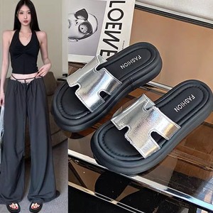 Sandalias Planas de Plataforma con Punta Abierta BaiHu, Estilo Verano-Otoño, Diseño Moderno y a la Moda con Suela Gruesa de Goma - Product Image 2