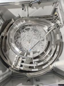 Alimentador Vibratorio de Acero Inoxidable de Grado Alimenticio TKF, 10kW 220V, Controlado por PLC para Aplicaciones con Necesidades Especiales - Product Image 5