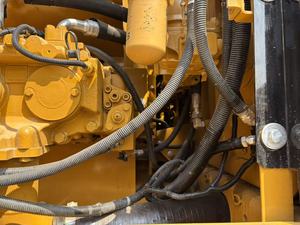 Excavatrice hydraulique 320CL modèle 2018, moteur diesel 103KW, 20 tonnes, excellent état, sans fuites, châssis robuste, godet de 1,2 m - Product Image 5