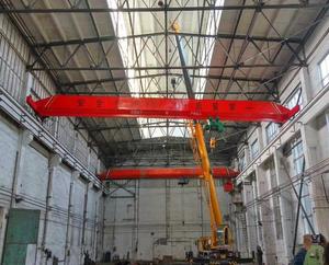 Grúa Puente Monoviga de Alta Calidad, Elevación Eficiente para Uso en Fábrica/Taller - Product Image 2