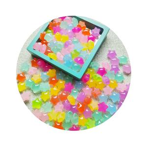 100 Piezas de Cabujones de Resina con Forma de Estrella para Proyectos de Arte, Decoración del Hogar, Kits de Abalorios para Niños, Manualidades de Joyería y Dijes - Product Image 5