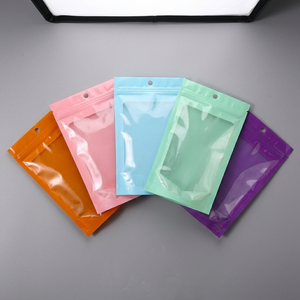 Feuchtigkeitsbeständiger 0,1mm BOPP/VMPET/PE Lebensmittelgeeigneter Stehbeutel mit Reißverschluss und Transparentem Fenster für Snack- und Nussverpackungen - Product Image 4