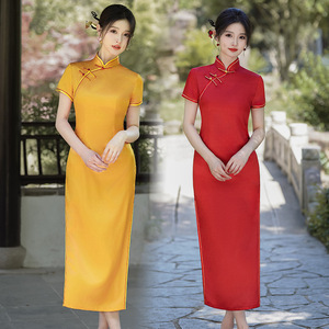 Nouvelle Robe Cheongsam Femme Printemps-Été Style National, Motif Uni, Longue, en Satin, Élégante et Raffinée, Abordable - Product Image 1