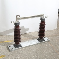 Interrupteur isolant haute tension extérieur GW9-35/630A en céramique avec cuivre étamé 40,5KV pour la production d'énergie éolienne