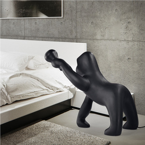 Statue de gorille <span class=keywords><strong>animal</strong></span> en Bronze avec spot lumineux, sculptures de chimpanzé en bronze pour la décoration intérieure - Product Image 5