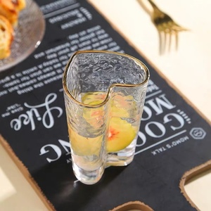 200ml Love Cup Heart martello modello chiaro tazza da caffè a forma di <span class=keywords><strong>cuore</strong></span> <span class=keywords><strong>dolce</strong></span> di vetro tazza da tè creativo Shot di vetro liquore con bordo in oro - Product Image 4