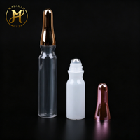 Vente en gros de flacons cylindriques vides en PETG de 15 ml et 25 ml avec bille roulante en acier PP pour parfum et soins de la peau, étiquette privée